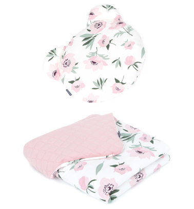 MAMO-TATO Kocyk dla niemowląt z poduszką MIŚ - Kwiaty na ecru / różany