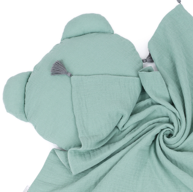 MAMO-TATO Muslin blanket + pillow BEAR Double Gauze for children and babies with tassels - Szałwia